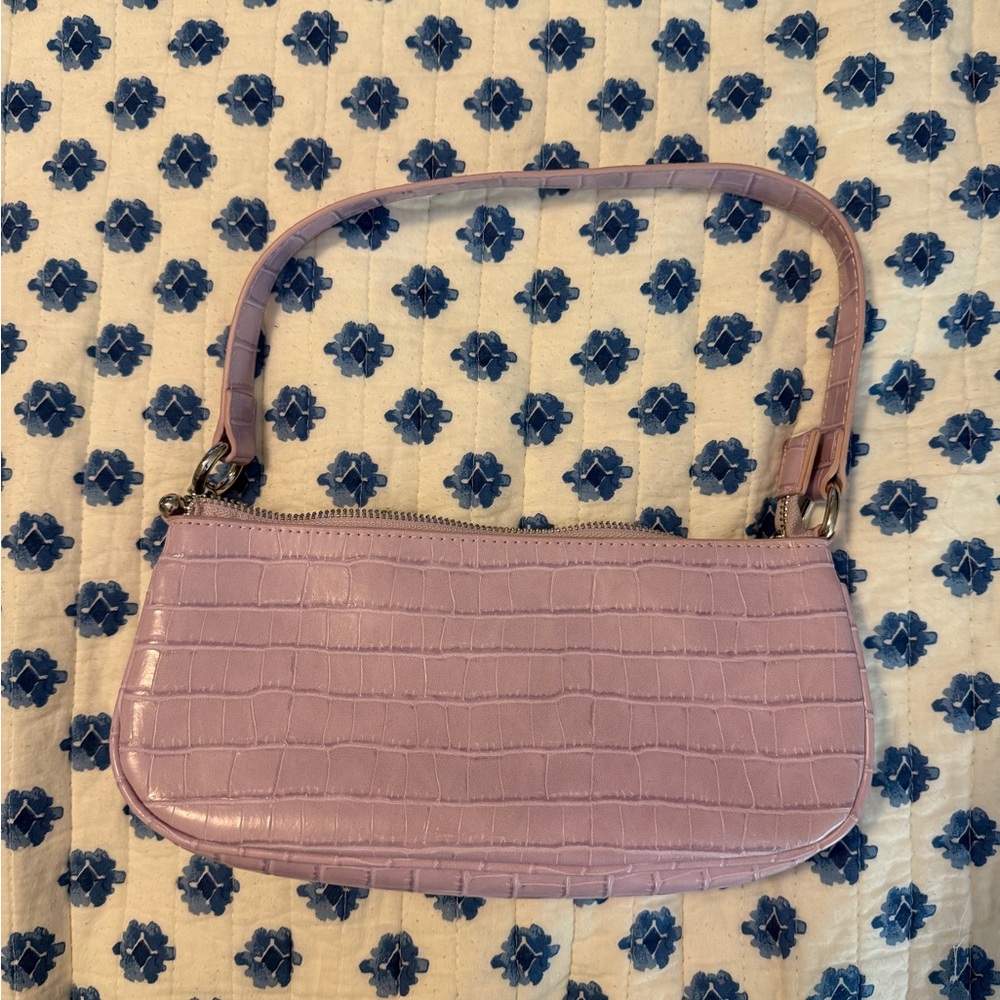 URBAN OUTFITTERS Elegant Lavender Croc-Embossed Shoulder Bag